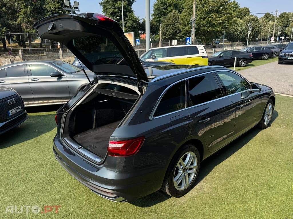 Audi A4 Avant 30 TDI S tronic