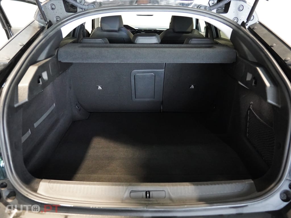 Peugeot 408 1.2 PureTech Allure EAT8