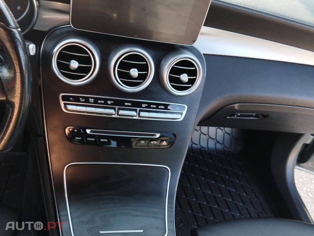 Mercedes-Benz CLC 250 250d 4MATIC