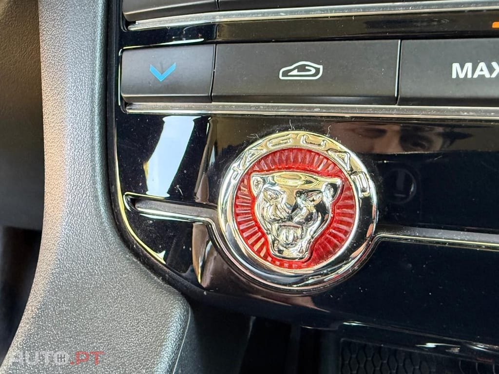 Jaguar F-Pace 25d AWD Aut. R-Sport