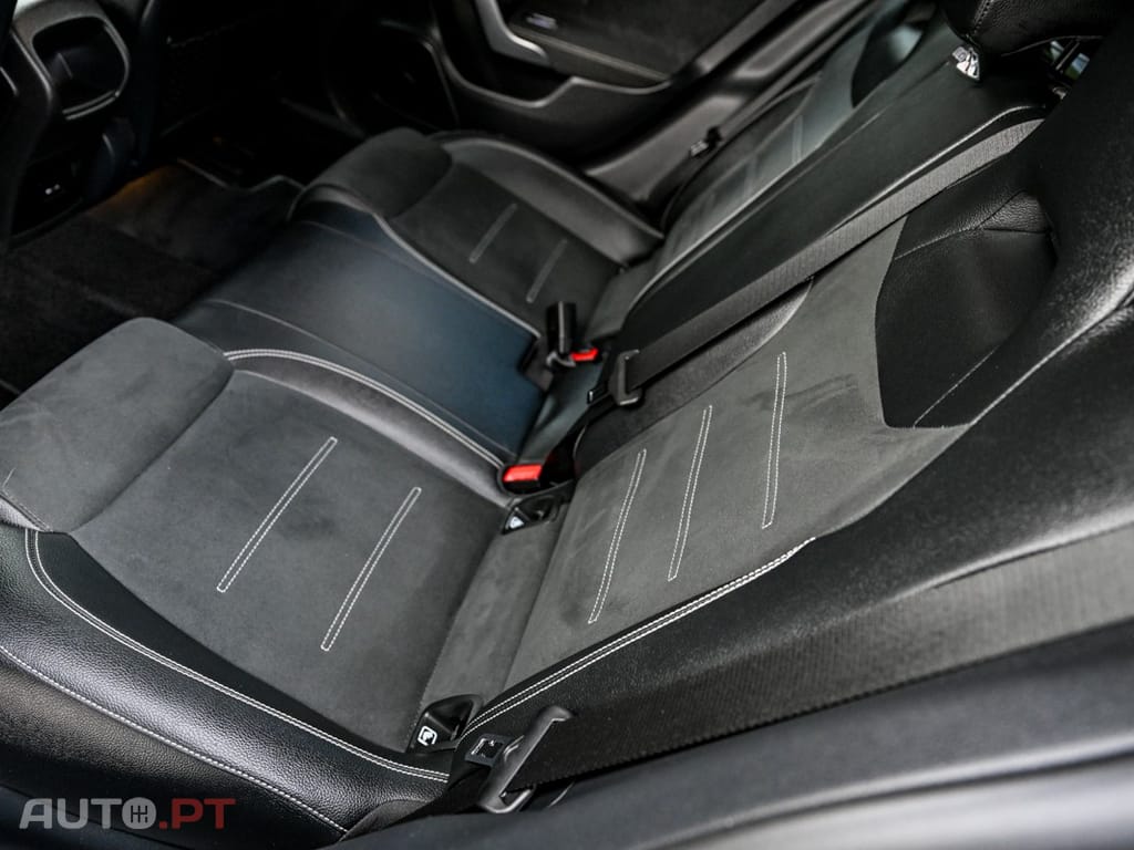 Mercedes-Benz CLA 250 e AMG Line