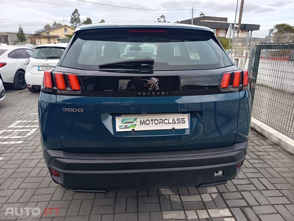 Peugeot 3008 1.5 BlueHDi Active Pack EAT8