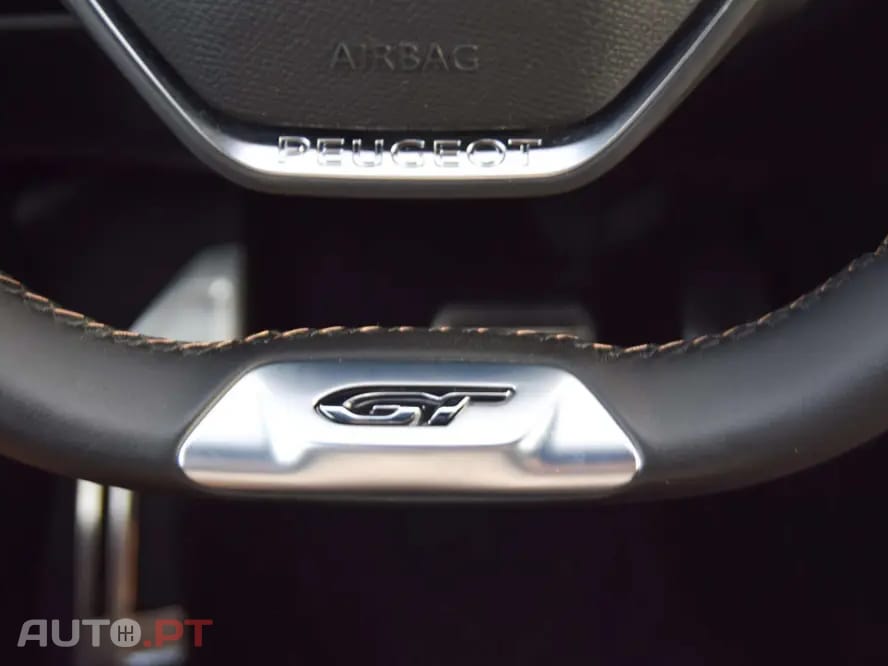 Peugeot 3008 1.6 HYBRID GT PACK e-EAT8