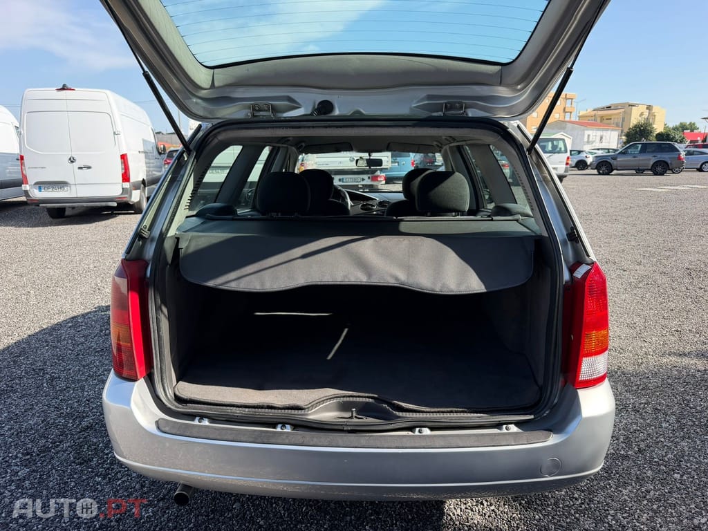 Ford Focus SW 1.4 Comfort