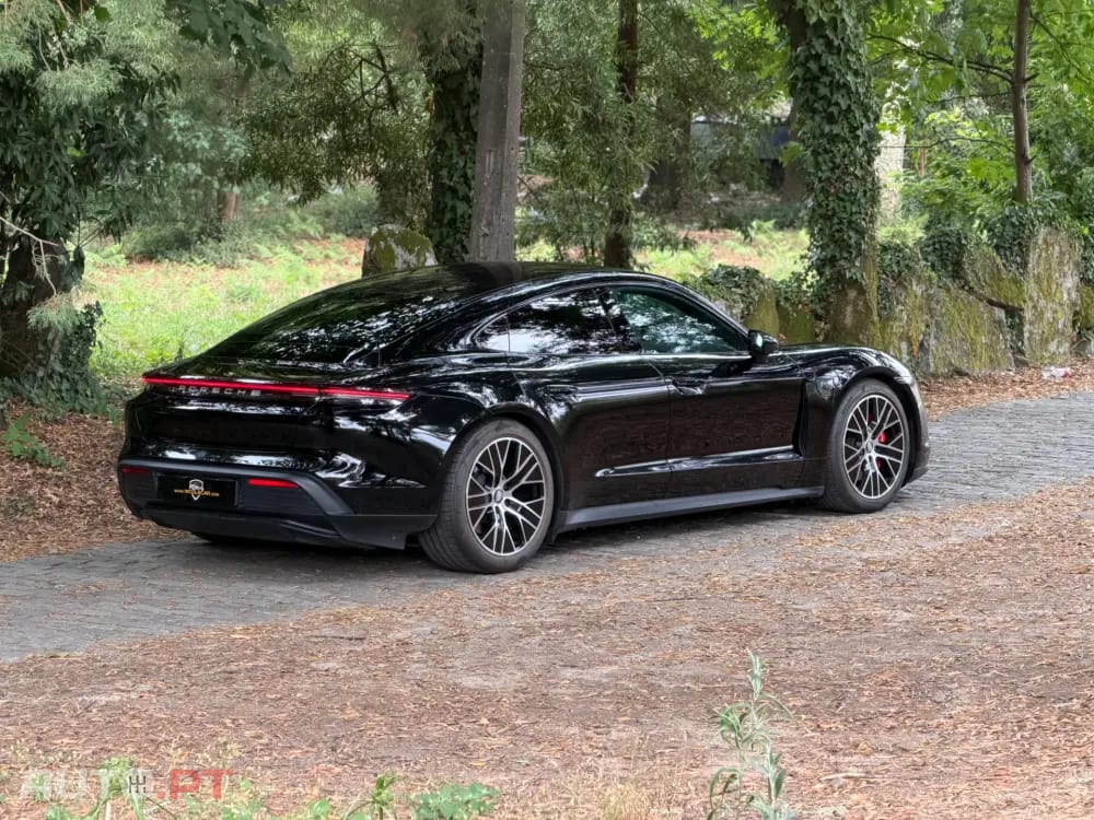 Porsche Taycan 4S Bateria Performance Plus