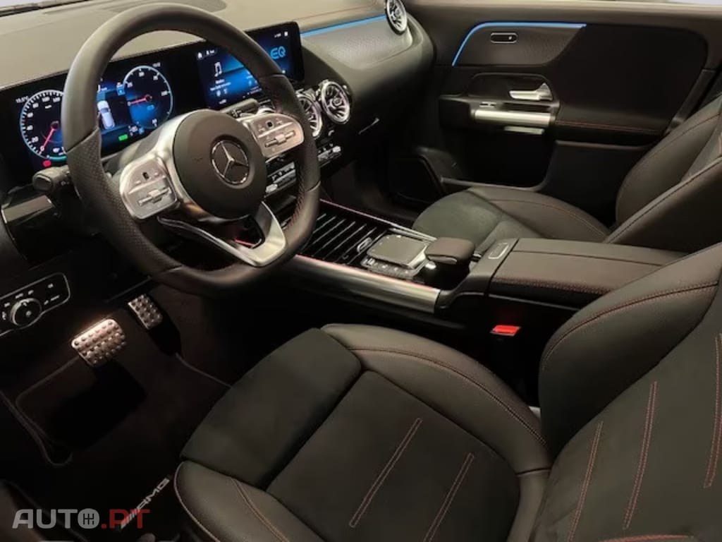 Mercedes-Benz EQA 300 4Matic AMG I.V.A DEDUTÍVEL 