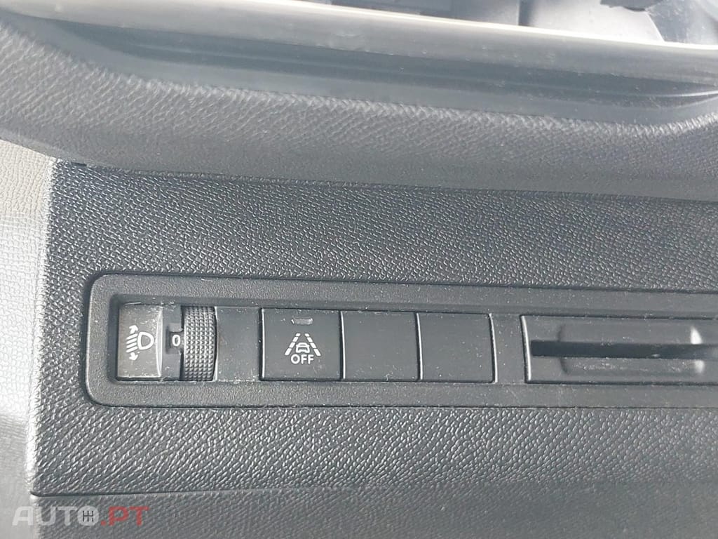 Peugeot 3008 1.5 BlueHDi Active Pack