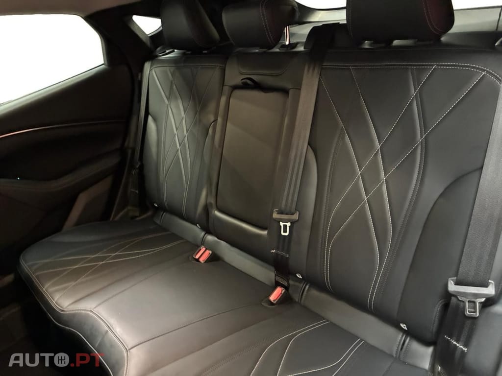 Ford Mustang Mach-E Standard Range