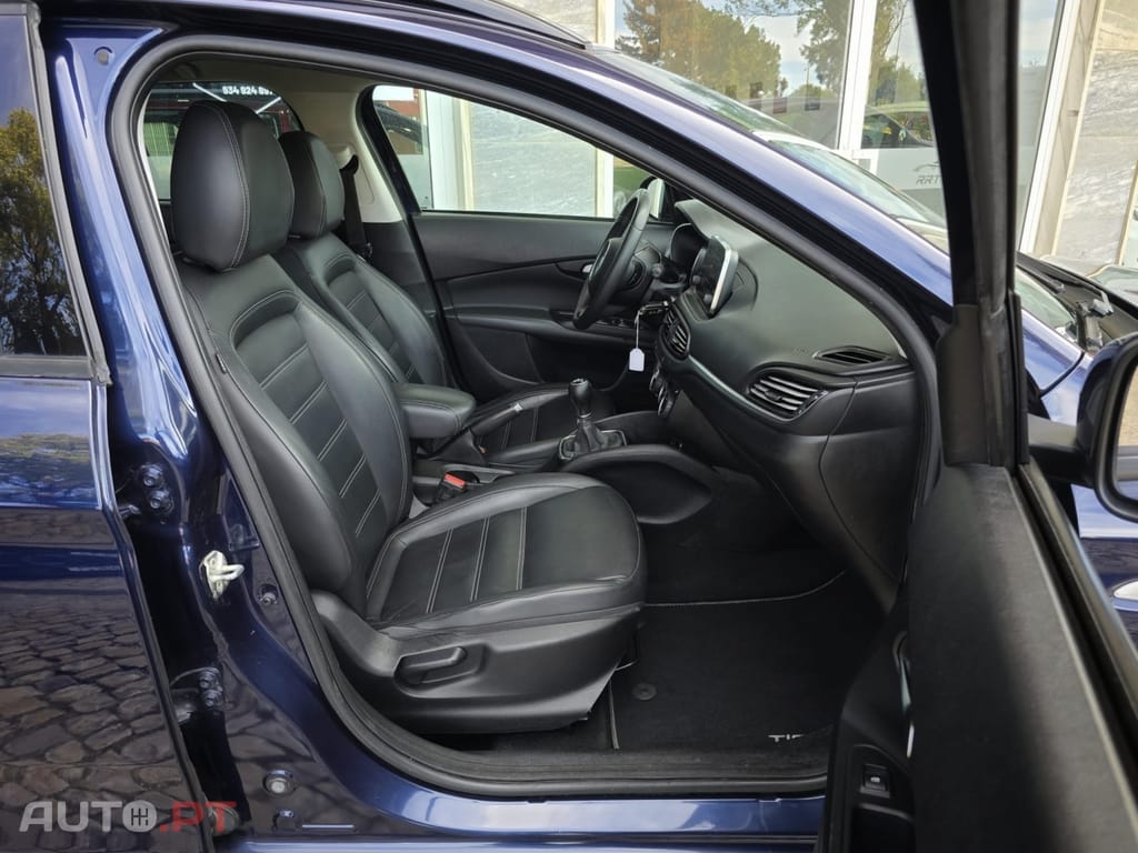 Fiat Tipo 1.3 M-Jet Lounge