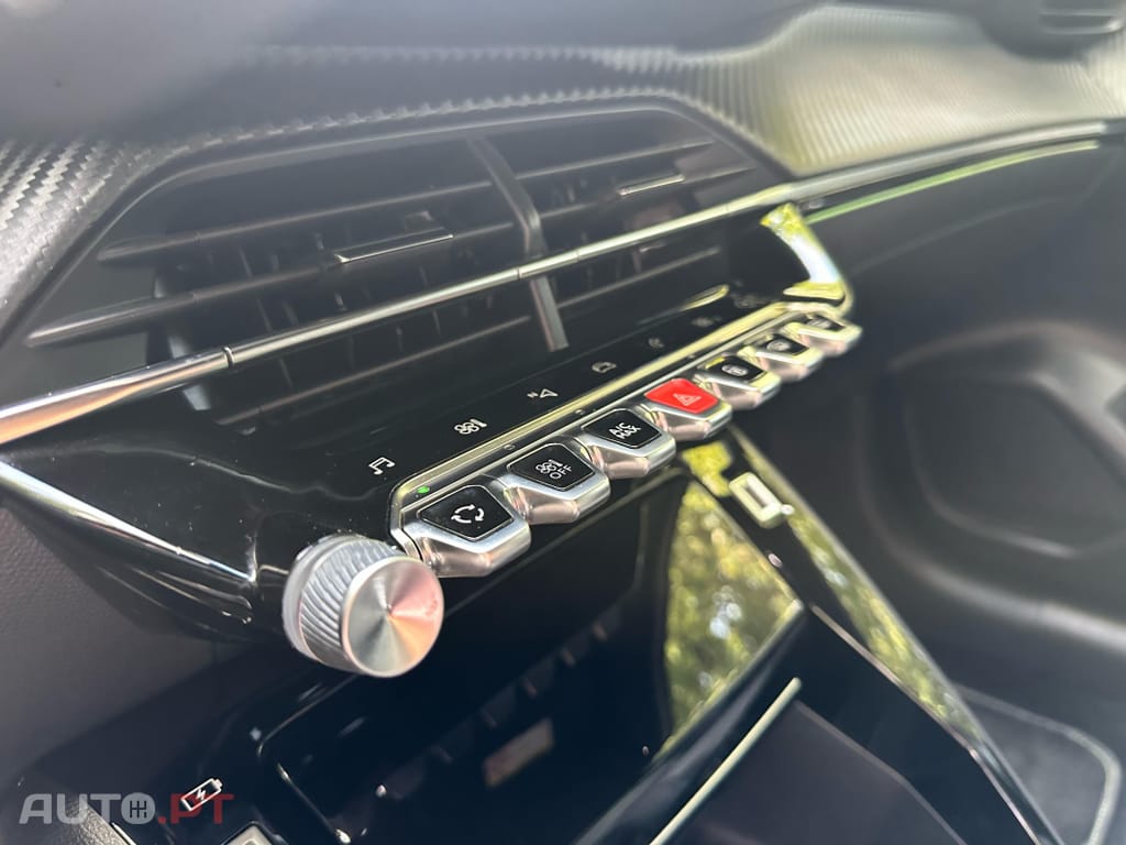 Peugeot E-208 50 kWh GT Pack