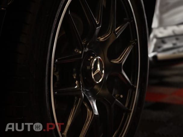 Mercedes-Benz GLC 300 4Matic 9G-TRONIC AMG Line