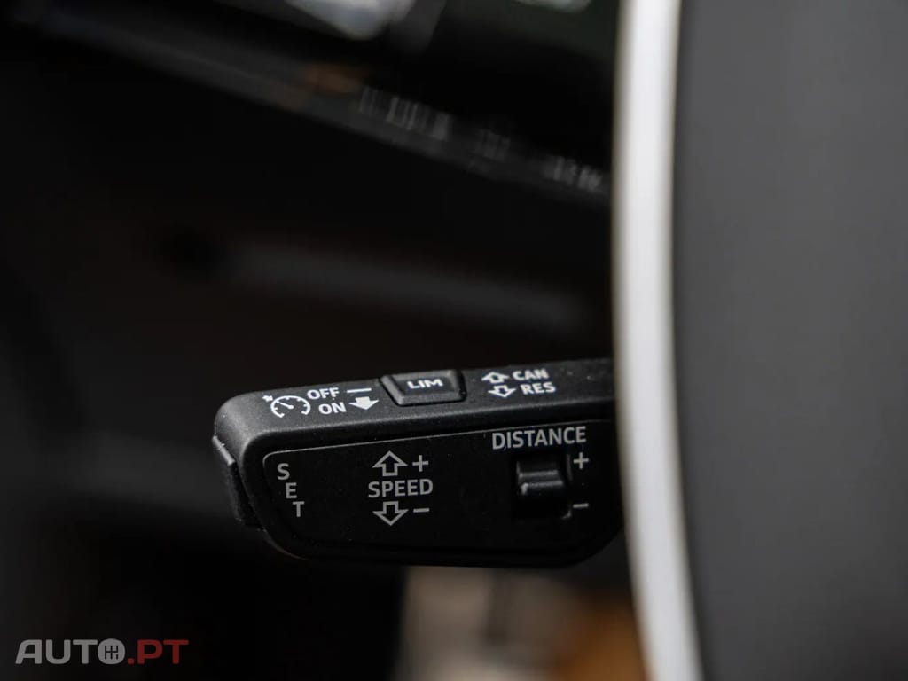 Audi Q8 E-Tron 55 2x S LINE BLACK I.V.A DEDUTÍVEL