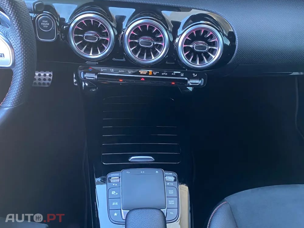 Mercedes-Benz CLA 250 e Shooting Brake AMG Line