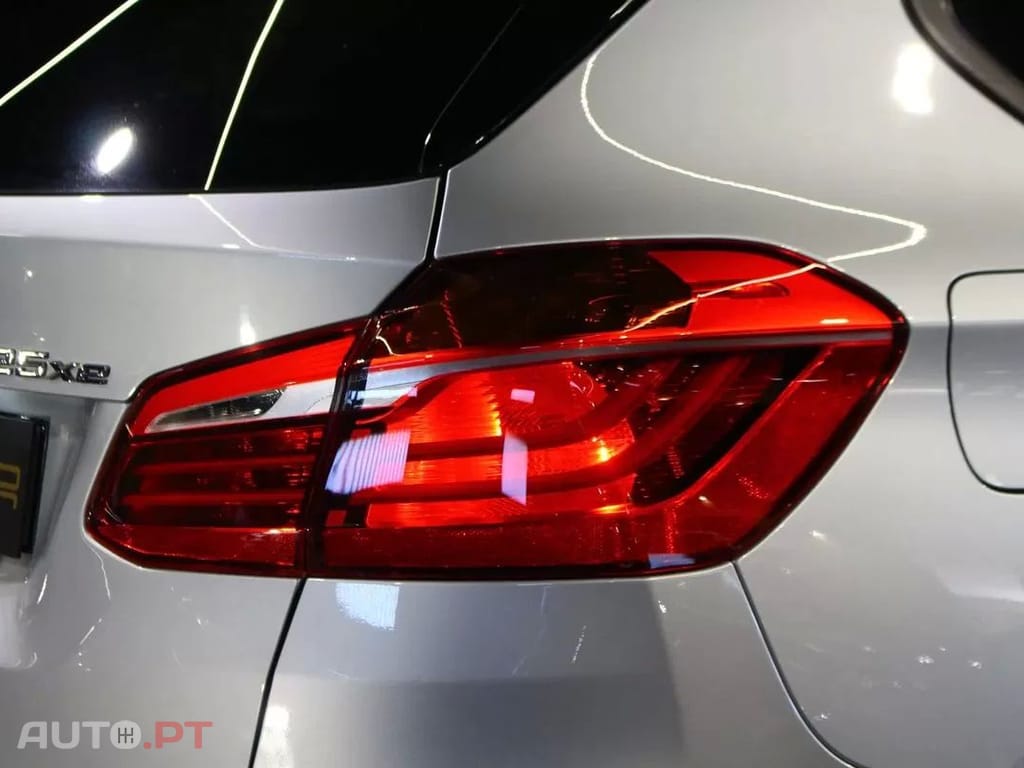 BMW 225 Line Luxury