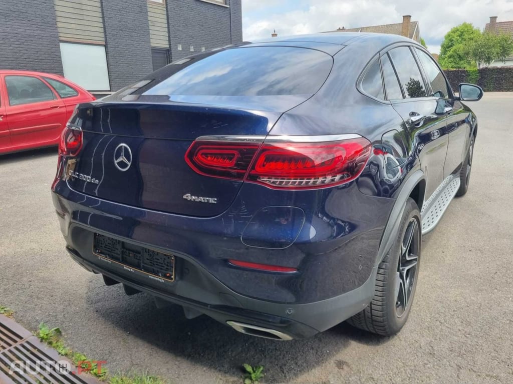 Mercedes-Benz GLC 300 GLC300 DE AMG LINE 4MATIC