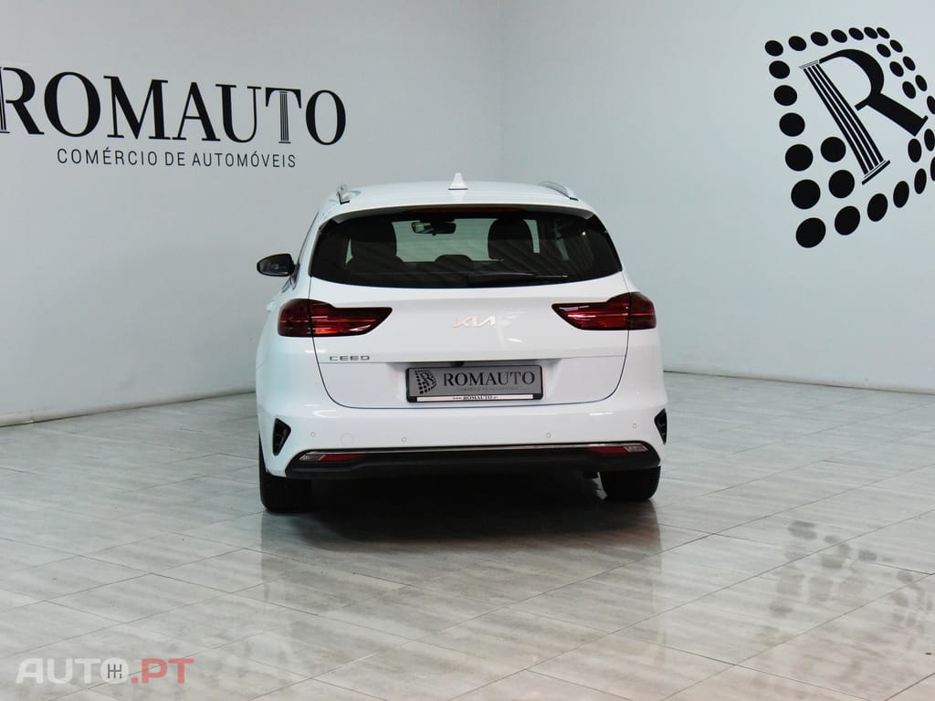 Kia Ceed SW 1.6 CRDi DCT7 (48V Mild-Hybrid)