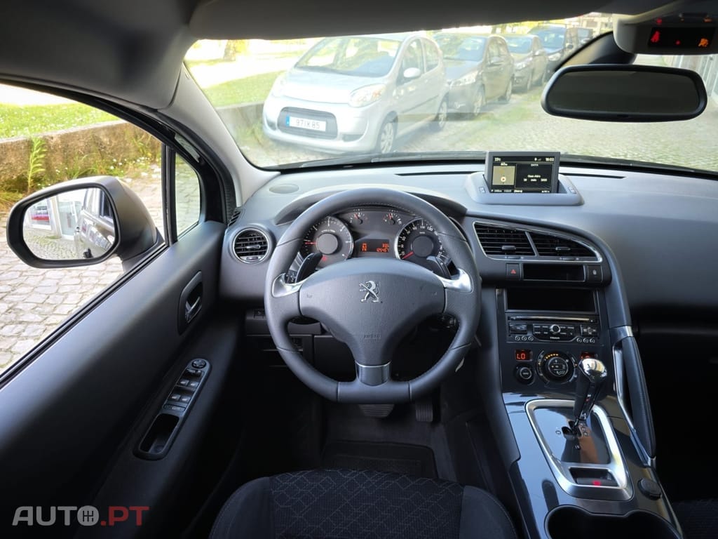 Peugeot 3008 1.6 e-HDi SE Style 2-Tronic