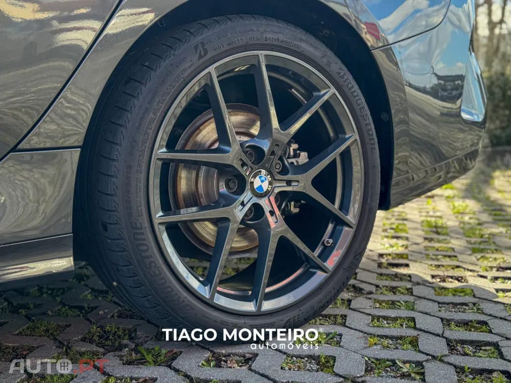 BMW 218 i Pack Desportivo M