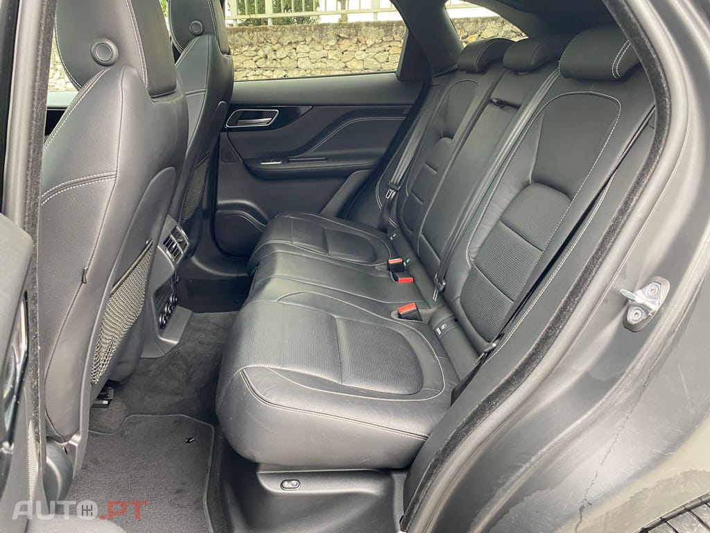 Jaguar F-Pace 2.0 i4D R-Sport Aut.