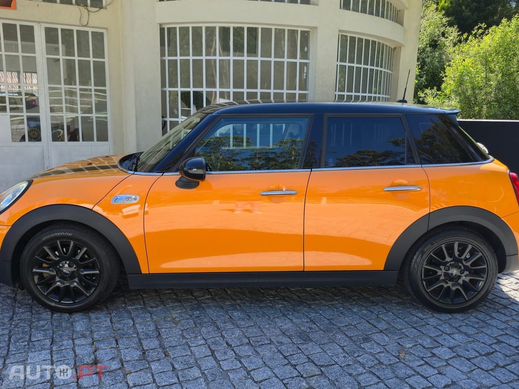 MINI Cooper Cooper SD