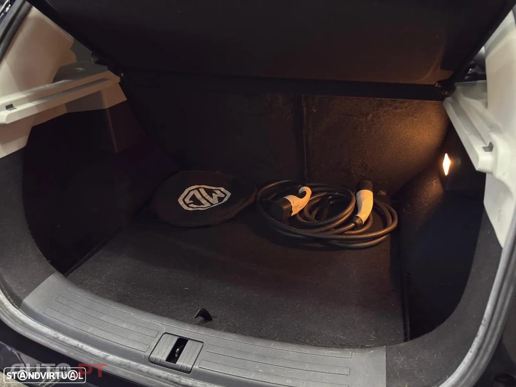 MG ZS EV 44.5 kWh Luxury