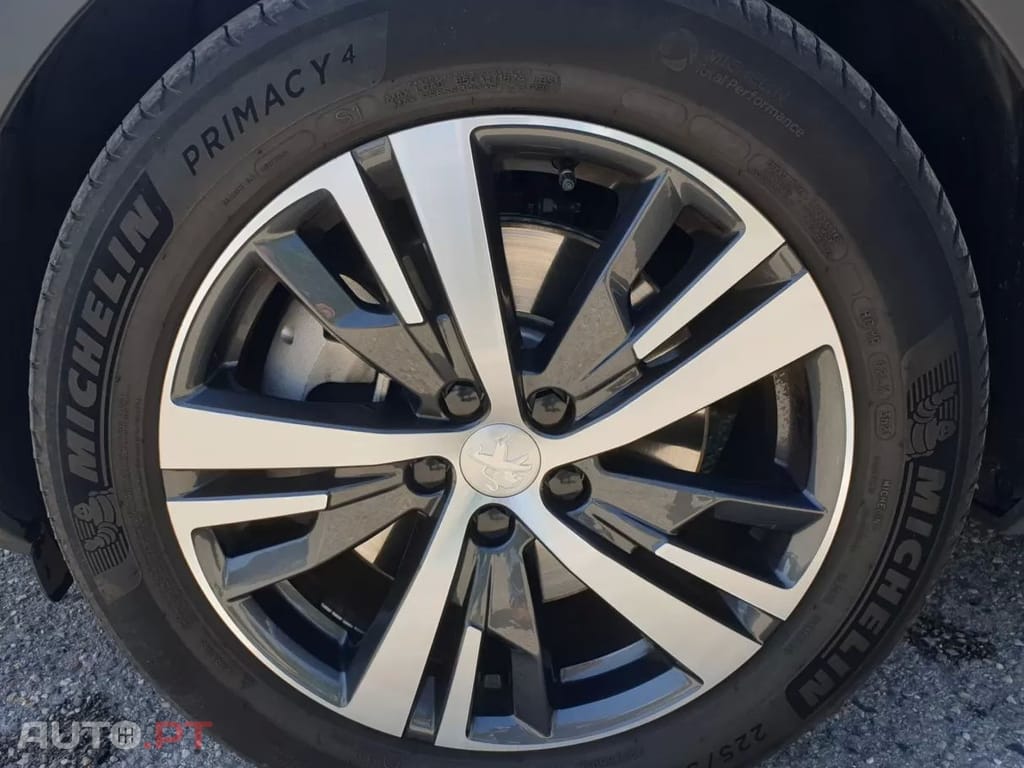 Peugeot 3008 1.6 Hybrid Allure Pack e-EAT8