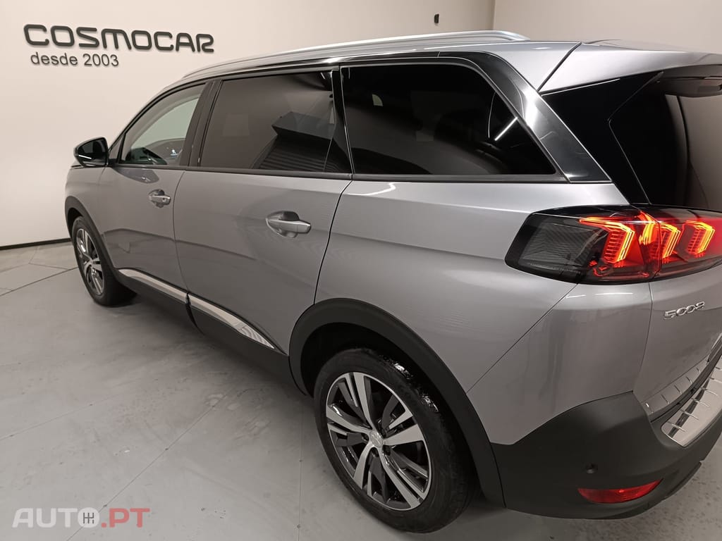 Peugeot 5008 1.5 BlueHDi Allure 7Lug.