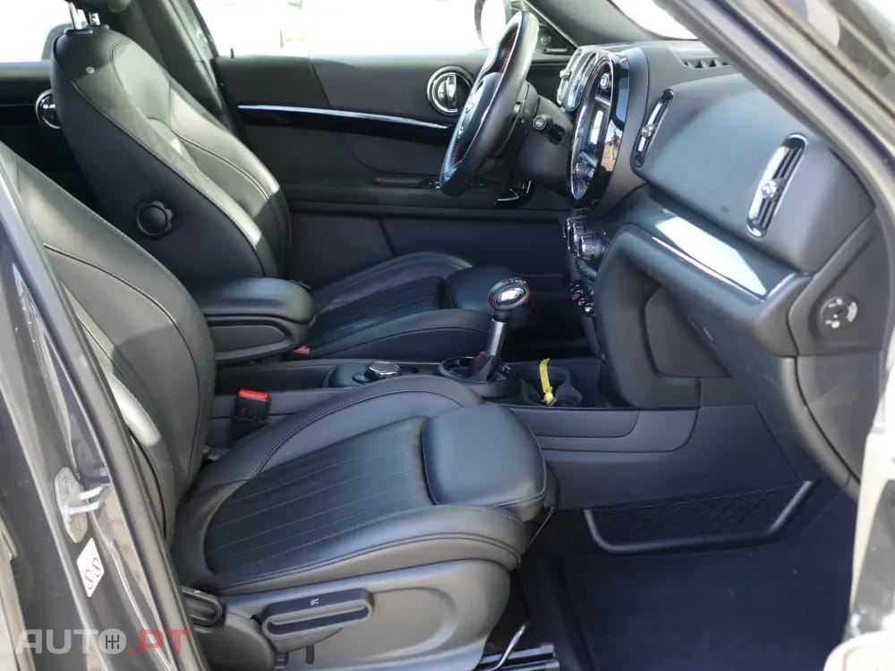 MINI Countryman John Cooper Works ALL4 Auto Desportiva