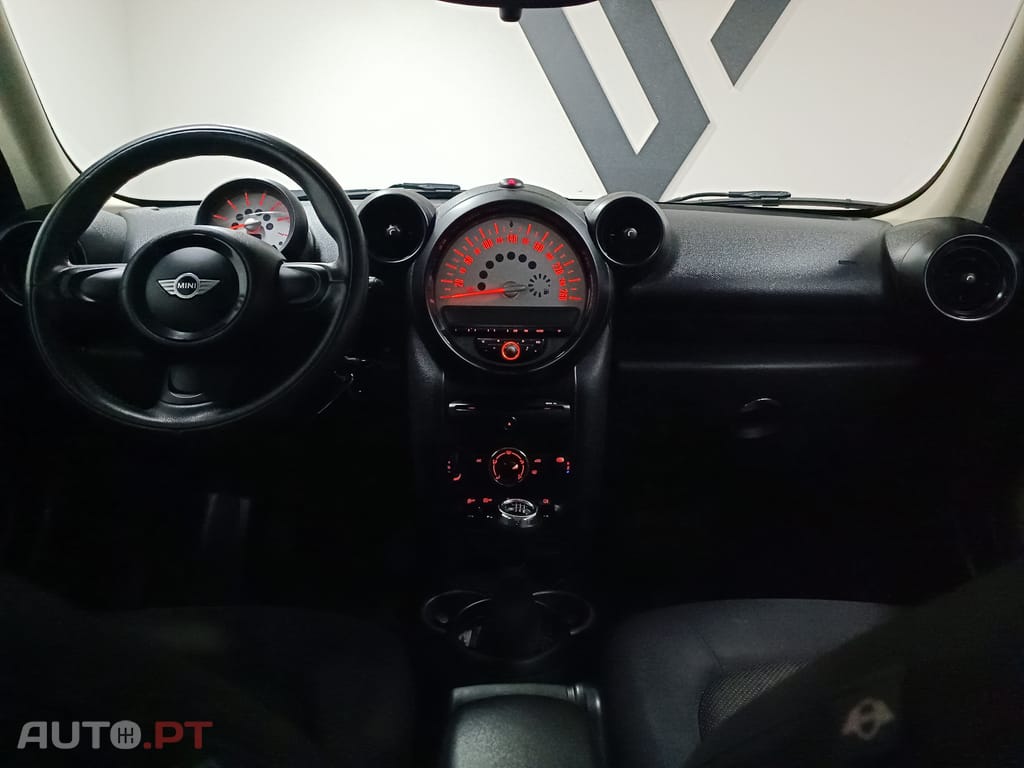 MINI Countryman One D