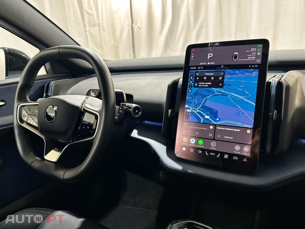 Volvo EX30 Single Motor Extended Range RWD Plus