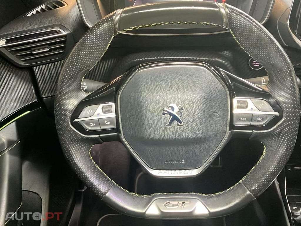 Peugeot 2008 1.2 PureTech GT Line