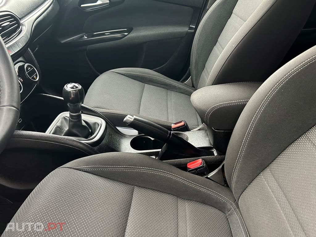 Fiat Tipo 1.3 M-Jet Lounge J17