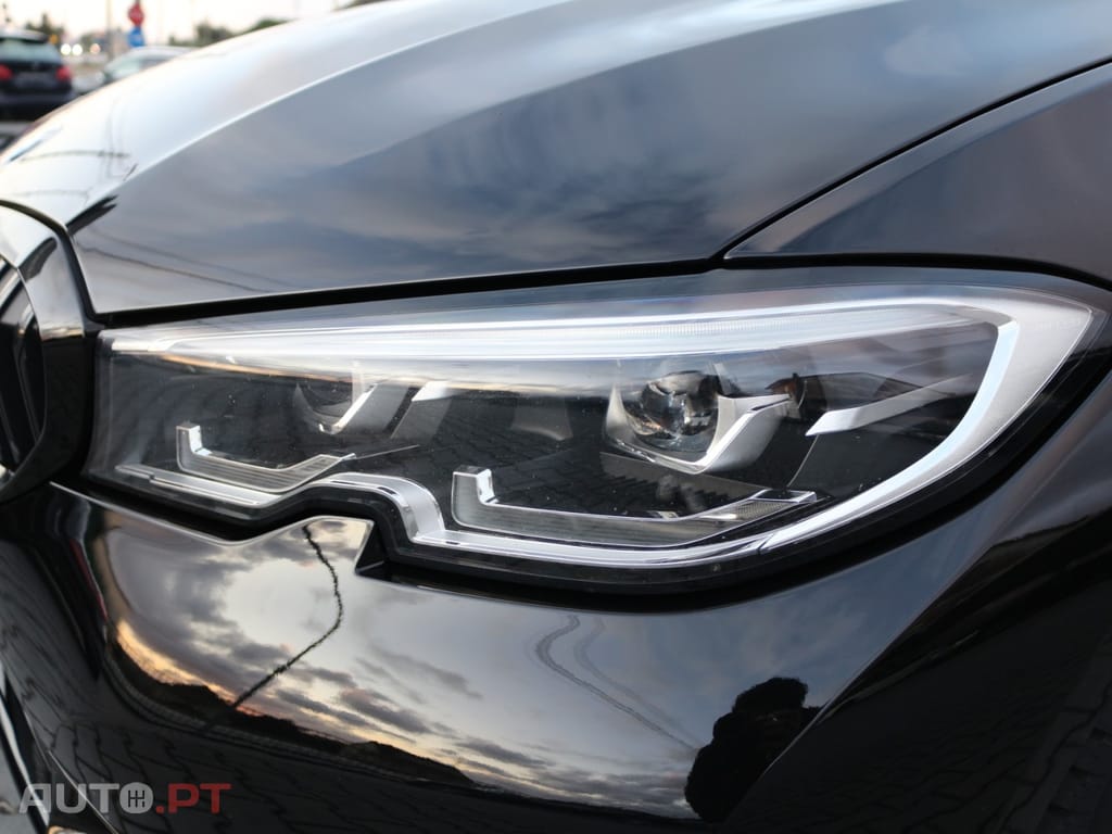 BMW 320 d Touring Line Sport Auto