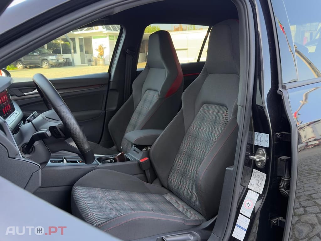 Volkswagen Golf VW Golf 2.0 TSI GTI DSG Performance