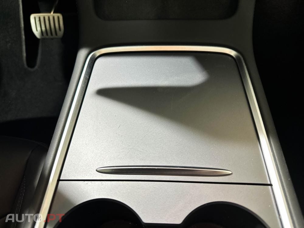 Tesla Model Y Performance Dual Motor AWD