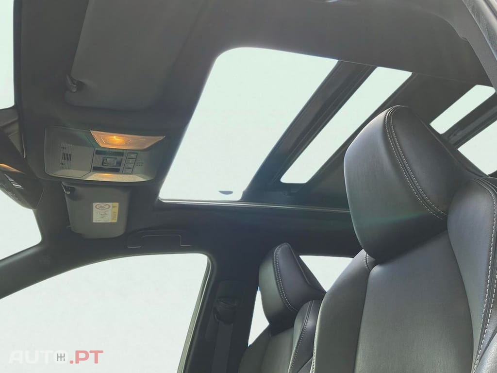 Toyota RAV4 2.5 HDF Black Edition