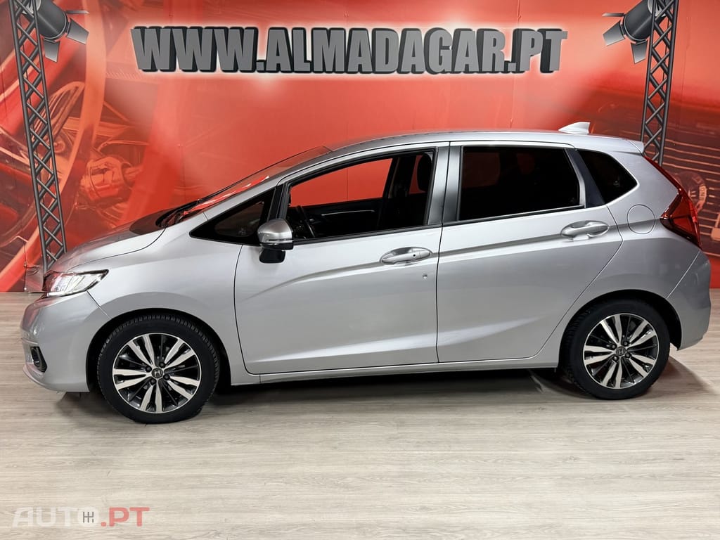 Honda Jazz 1.3 I-VTEC Comfort +Connect. Navi CVT