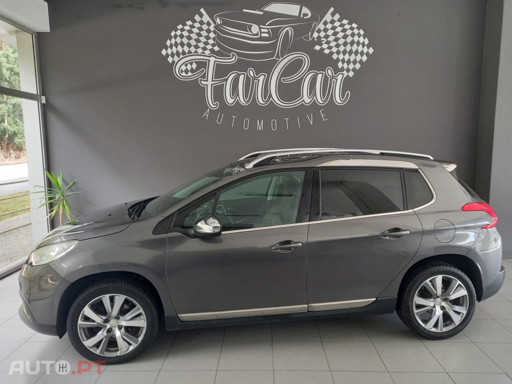 Peugeot 2008 1.2 PureTech Allure