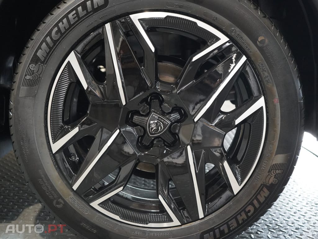 Peugeot 3008 1.2 Hybrid Allure e-DCS6