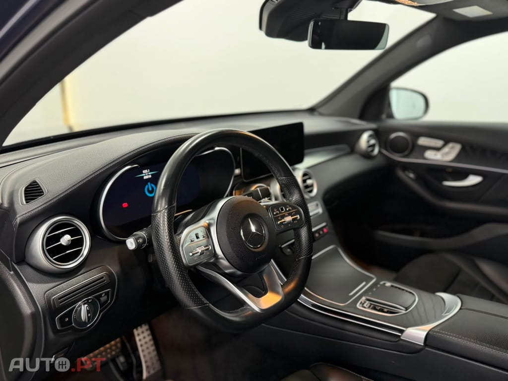 Mercedes-Benz GLC 300 e Coupé 4Matic