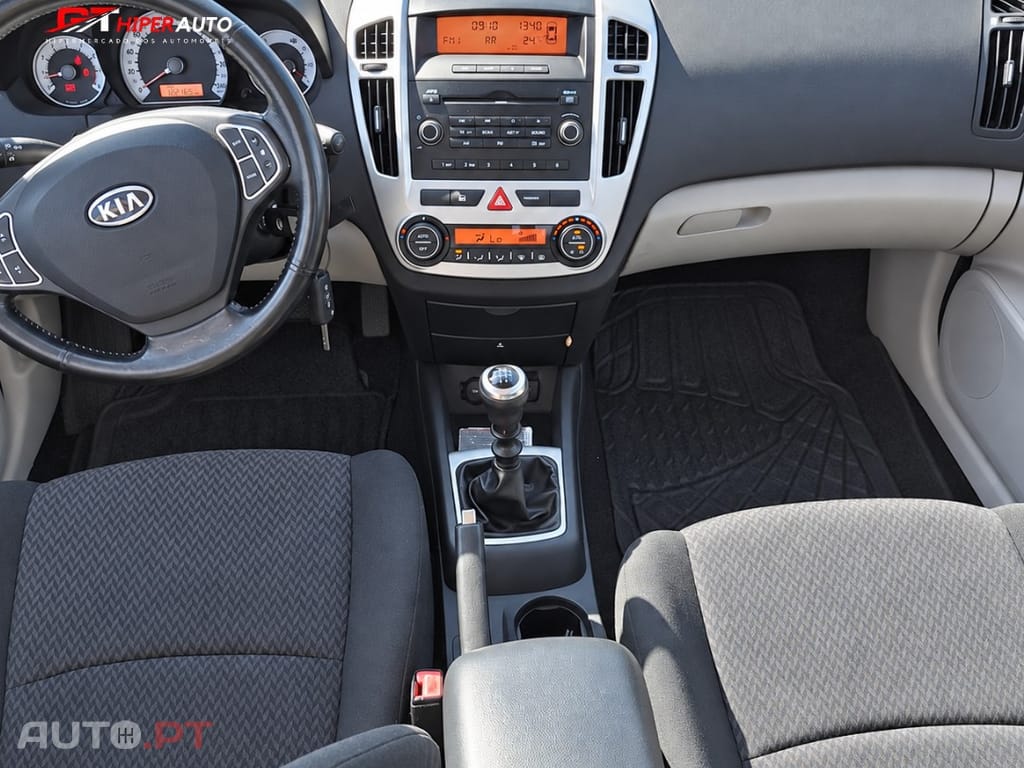 Kia Ceed 1.4 CVVT EX
