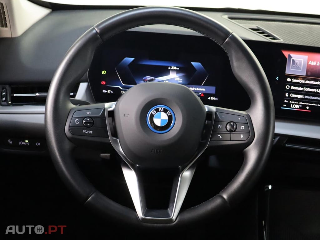BMW iX1 xDrive30
