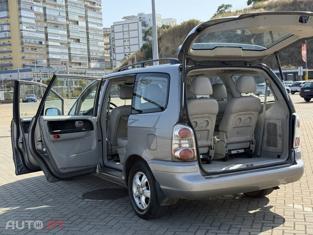 Hyundai Trajet 2.0 CRDi GL