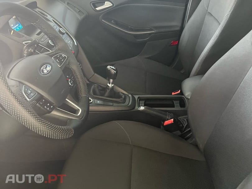 Ford Focus 1.0 SCTi Titanium