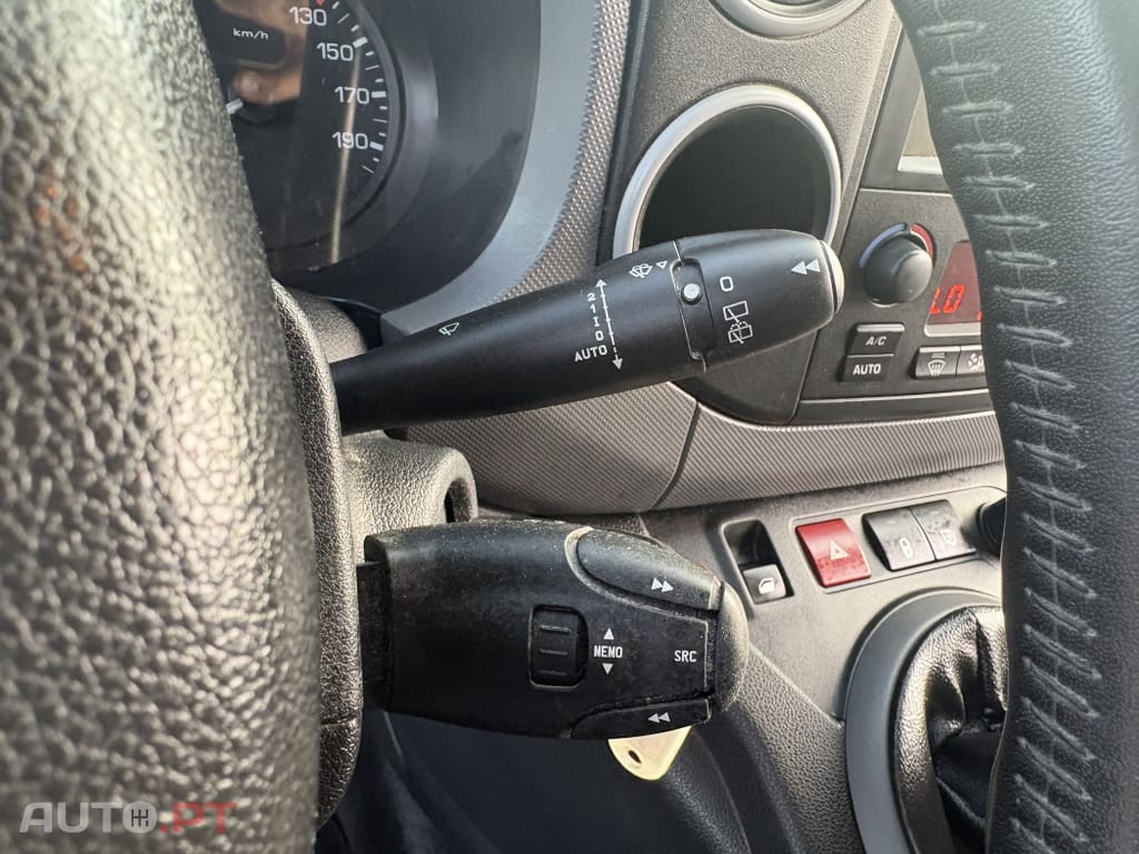 Peugeot Partner 1.6 BlueHDi L1 Premium 3L