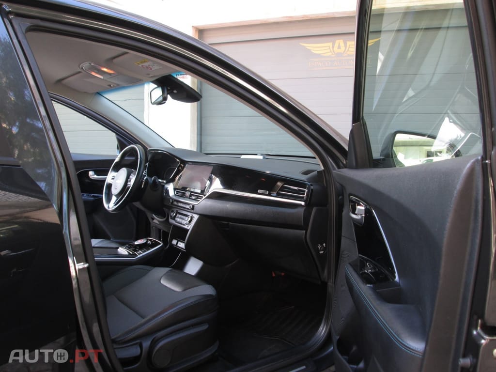 Kia Niro 39.2kWh Move 39