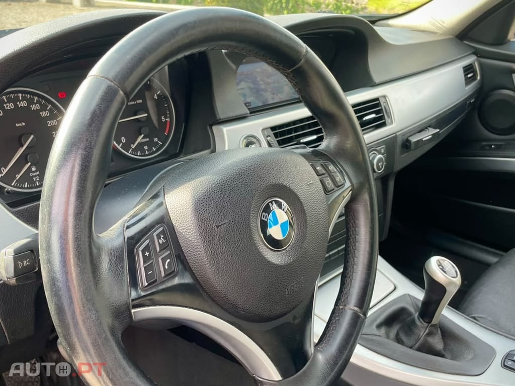 BMW 320 d Touring Navigation