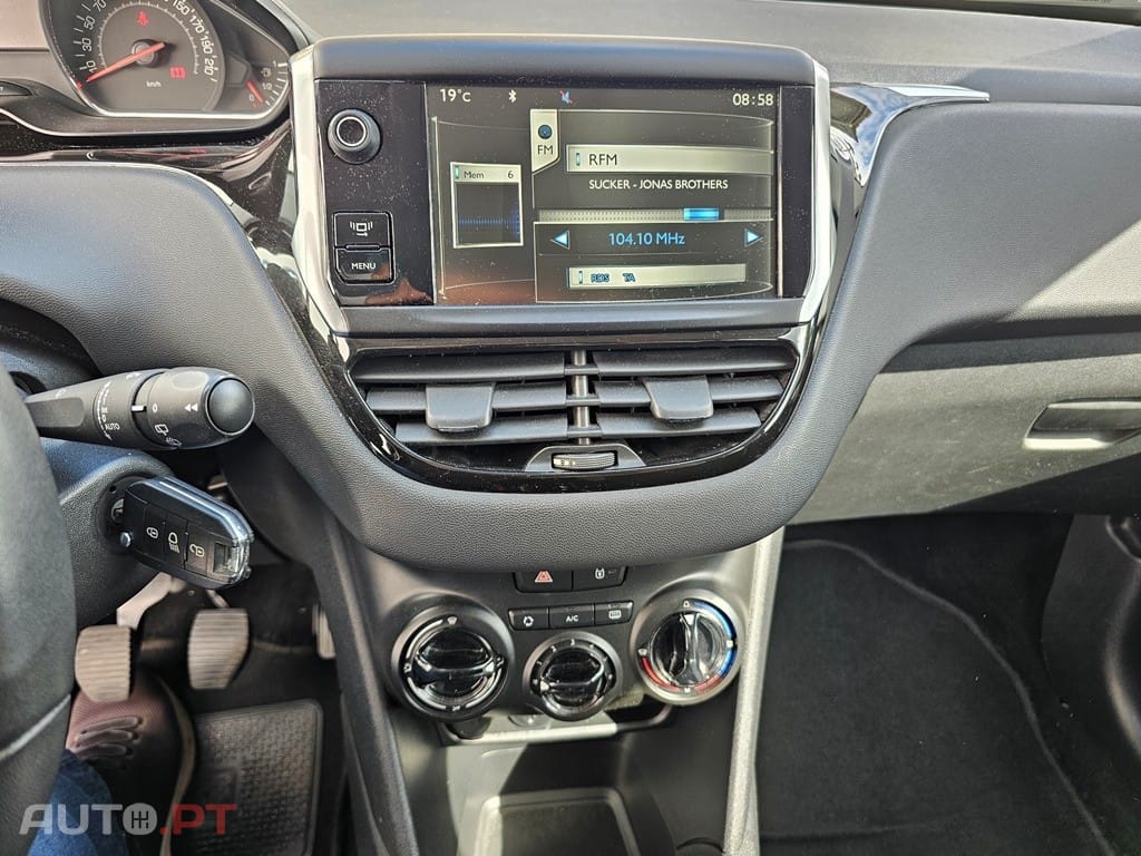 Peugeot 208 1.2 VTi Allure