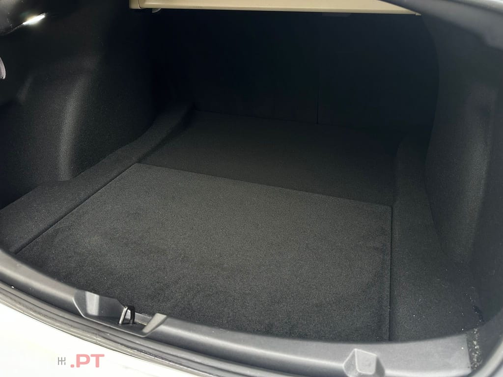 Tesla Model 3 Standard RWD Plus