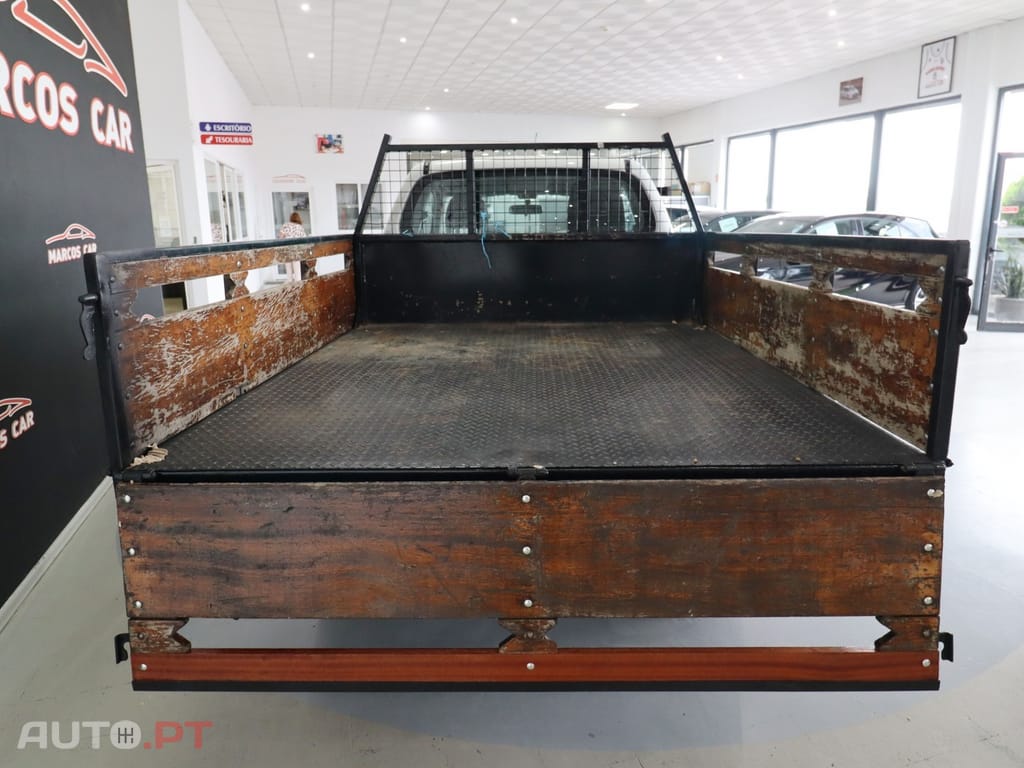 Mitsubishi L200 2.5 DI-D Club In.AC 3L 4WD